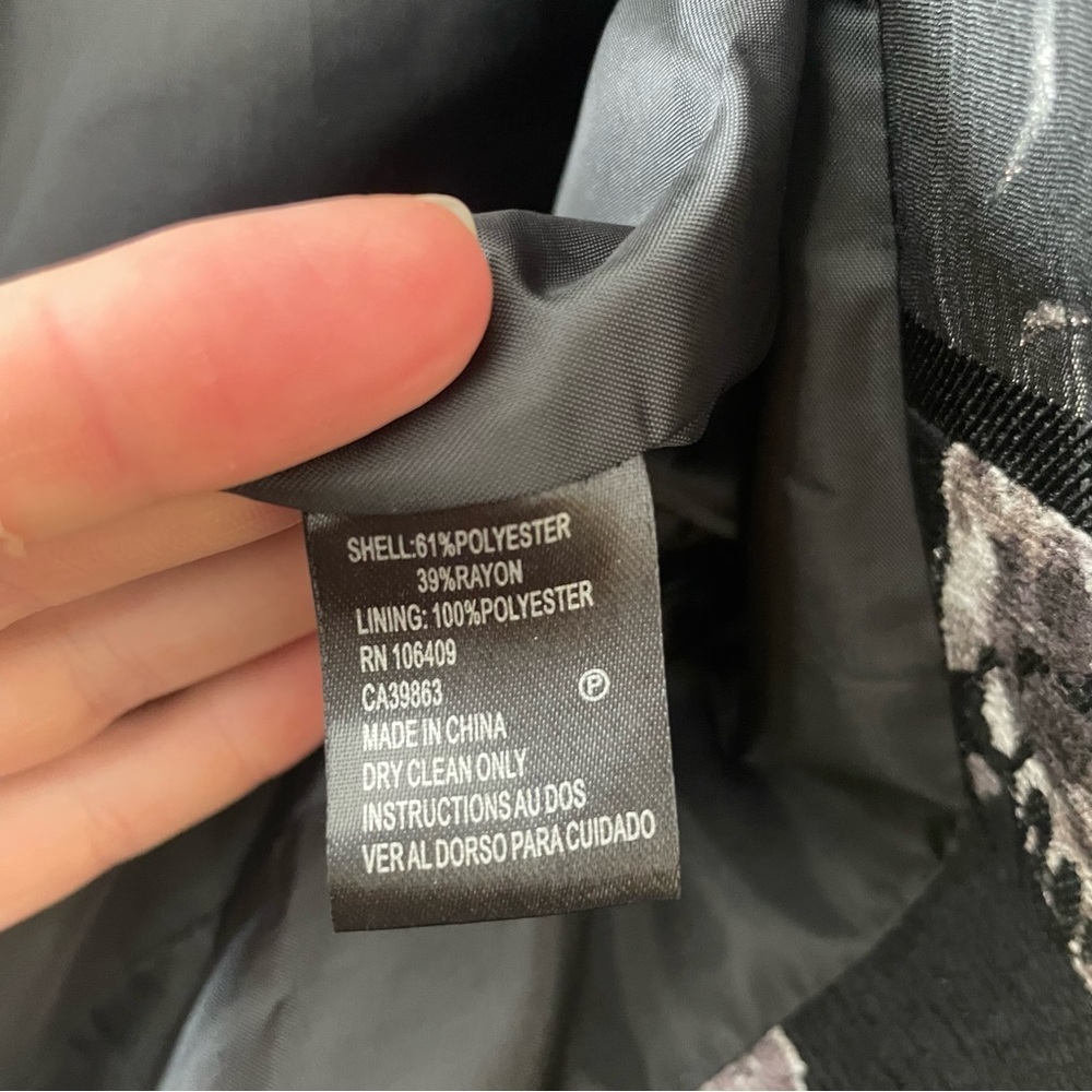 Tahari Textured Floral Velvet Metallic Clean Tailored Blazer Evening Jacket - Picture 6 of 9